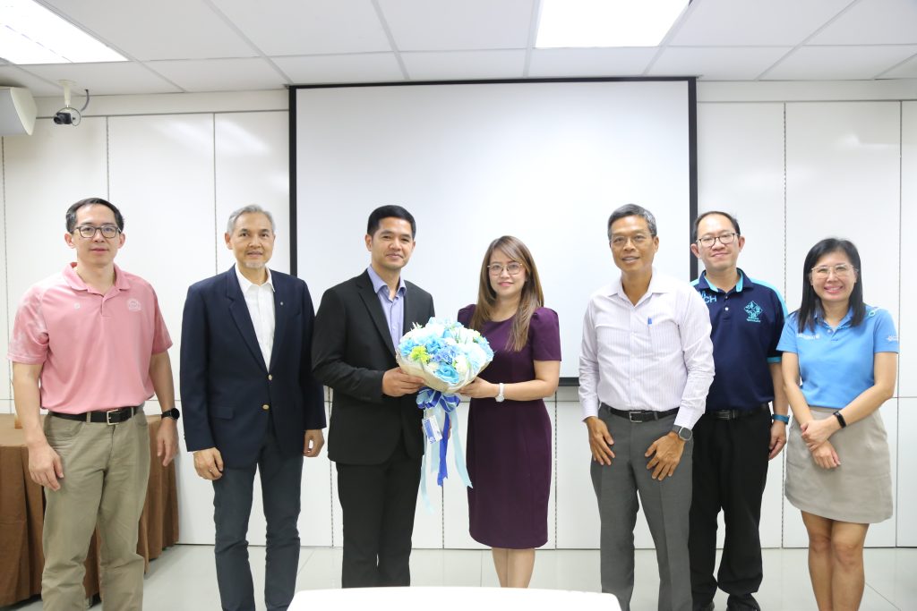 ศูนย์ฯ ร่วมยินดี รศ.ดร.อนุสรณ์ สืบสาย หัวหน้าโปรแกรม “Green Petrochemical Industries”